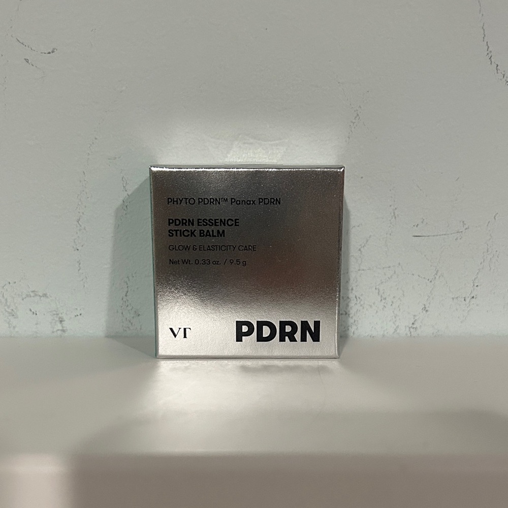 NWT VT PDRN Essence Stick Balm